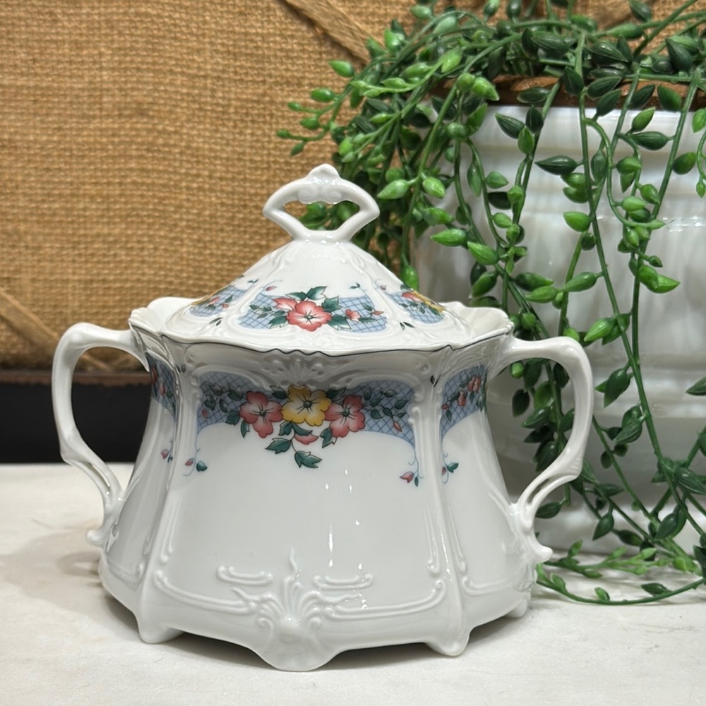 Tirschenreuth Baroness sugar dish